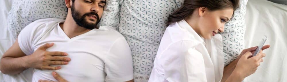 Infedeltà coniugale: quali sono i cinque punti che potrebbero farci sospettare il tradimento del partner?
